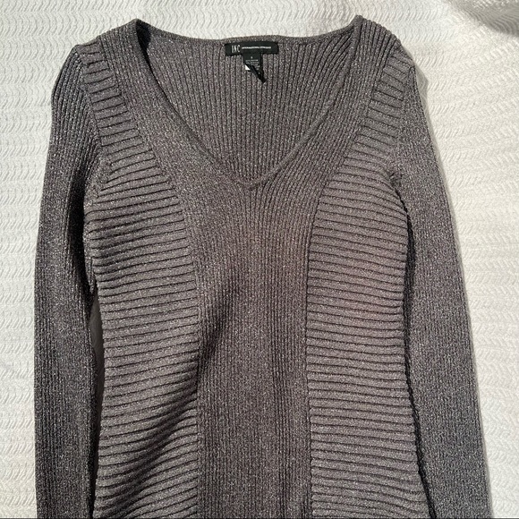inc international concepts / grey and silver long sleeve deep v neck sweater - Picture 6 of 8